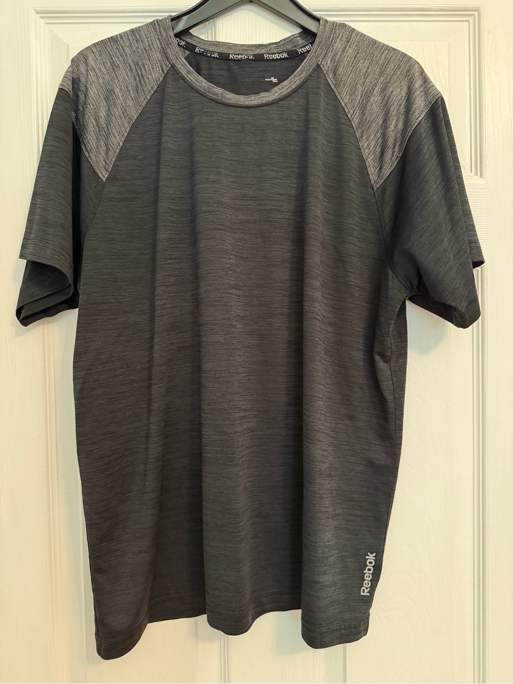 EUC Reebok Tee - Picture 2 of 4